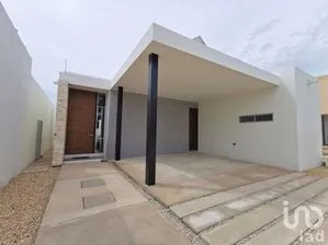 NEX-115580 - Casa en Venta, con 3 recamaras, con 4 baños, con 227 m2 de construcción en Conkal, CP 97345, Yucatán.