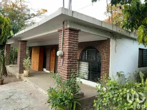 NEX-115042 - Casa en Venta, con 3 recamaras, con 4 baños, con 198 m2 de construcción en Terán, CP 29050, Chiapas.
