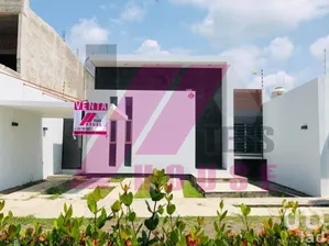 NEX-211647 - Casa en Venta, con 4 recamaras, con 3 baños, con 143 m2 de construcción en Paseo de la Hacienda, CP 28017, Colima.