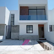 NEX-211923 - Casa en Venta, con 3 recamaras, con 2 baños, con 150 m2 de construcción en Residencial Esmeralda Norte, CP 28017, Colima.