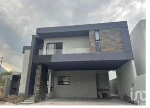 NEX-214965 - Casa en Venta, con 3 recamaras, con 4 baños, con 370 m2 de construcción en Carolco, CP 64996, Nuevo León.