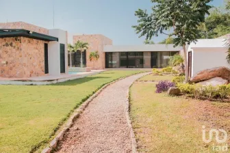 NEX-114396 - Casa en Venta, con 3 recamaras, con 3 baños, con 769 m2 de construcción en Dzityá, CP 97302, Yucatán.