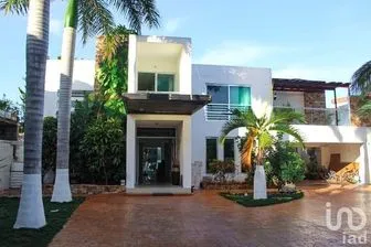 NEX-215728 - Casa en Venta, con 4 recamaras, con 4 baños, con 367 m2 de construcción en Maya, CP 97134, Yucatán.