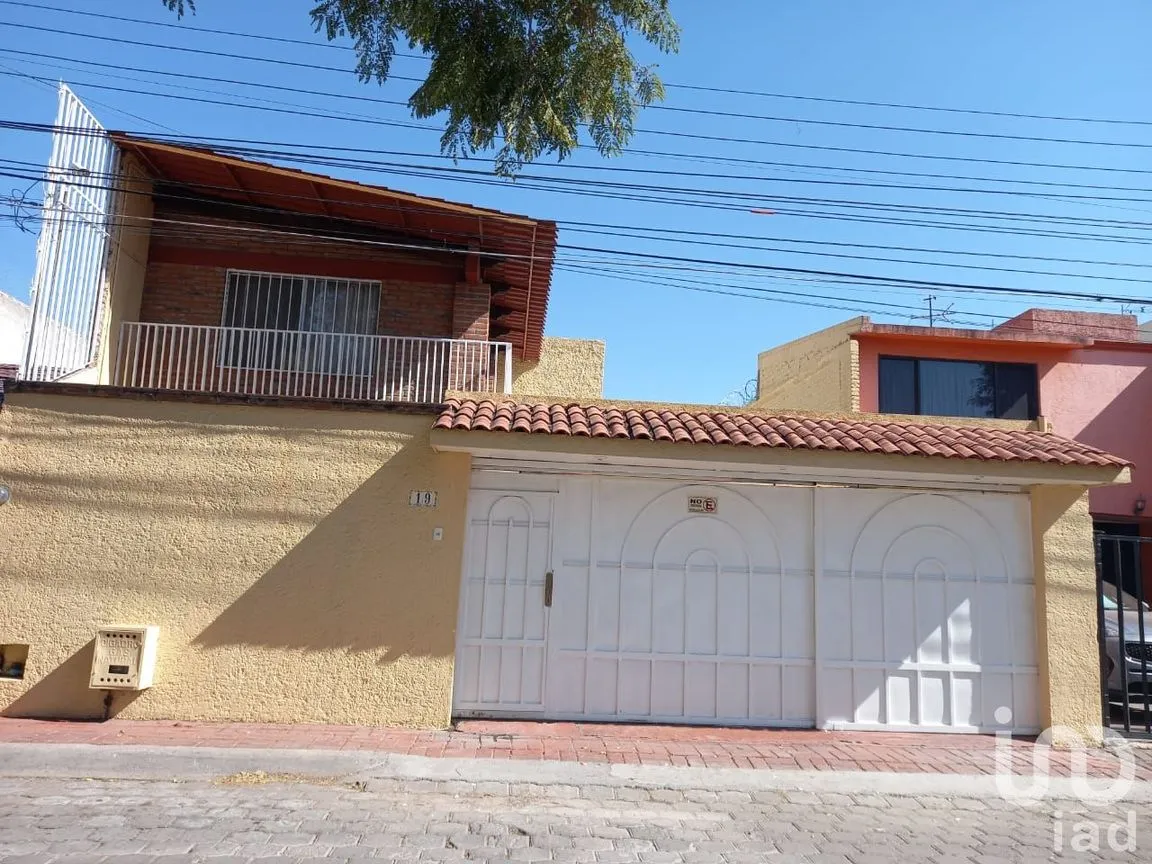 Casa en Renta en Bosques del Acueducto, Querétaro, Querétaro | NEX-39141 | iad México | Foto 1 de 26