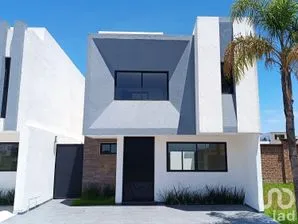 NEX-219691 - Casa en Venta, con 3 recamaras, con 2 baños, con 175 m2 de construcción en Morillotla, CP 72813, Puebla.