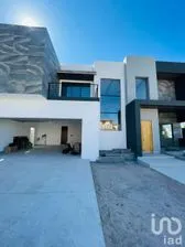 NEX-186528 - Casa en Venta, con 4 recamaras, con 3 baños, con 595 m2 de construcción en Campos Elíseos, CP 32472, Chihuahua.