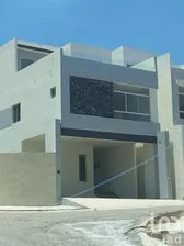 NEX-214672 - Casa en Venta, con 3 recamaras, con 4 baños, con 230 m2 de construcción en Ciudad Cumbres, CP 66036, Nuevo León.