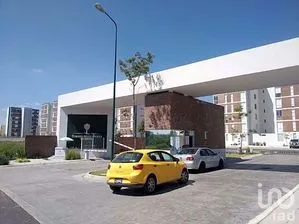 NEX-200827 - Departamento en Renta, con 2 recamaras, con 2 baños, con 110 m2 de construcción en Mayorazgo, CP 72453, Puebla.