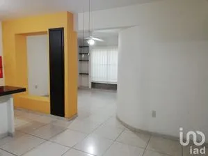 NEX-204002 - Casa en Venta, con 5 recamaras, con 5 baños, con 261 m2 de construcción en Manlio Fabio Altamirano (Lecheros), CP 94296, Veracruz de Ignacio de la Llave.