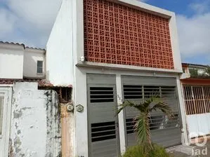 NEX-192995 - Casa en Venta, con 3 recamaras, con 3 baños, con 174 m2 de construcción en Geovillas los Pinos, CP 91808, Veracruz de Ignacio de la Llave.