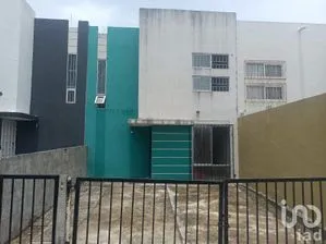 NEX-213954 - Casa en Venta, con 3 recamaras, con 1 baño, con 85 m2 de construcción en Colinas de Santa Fe, CP 91808, Veracruz de Ignacio de la Llave.