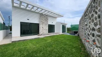 NEX-219644 - Casa en Venta, con 3 recamaras, con 2 baños, con 170 m2 de construcción en Lomas de Cocoyoc, CP 62847, Morelos.