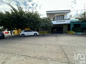 NEX-196066 - Casa en Venta, con 5 recamaras, con 2 baños, con 392 m2 de construcción en Sanchez Celis, CP 82120, Sinaloa.