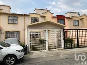 NEX-181859 - Casa en Venta, con 2 recamaras, con 1 baño, con 66 m2 de construcción en Las Américas, CP 55076, México.