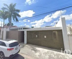 NEX-213353 - Casa en Venta, con 4 recamaras, con 4 baños, con 400 m2 de construcción en Campestre, CP 97120, Yucatán.