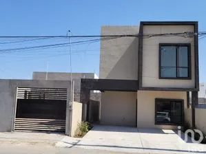 NEX-212423 - Casa en Venta, con 3 recamaras, con 2 baños, con 127 m2 de construcción en Panamericana, CP 32320, Chihuahua.