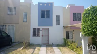 NEX-210059 - Casa en Venta, con 2 recamaras, con 1 baño, con 56 m2 de construcción en Misión del Mayorazgo, CP 76116, Querétaro.