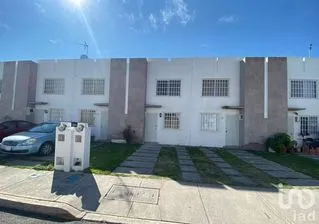 NEX-210060 - Casa en Venta, con 2 recamaras, con 1 baño, con 62 m2 de construcción en Los Viñedos, CP 76235, Querétaro.